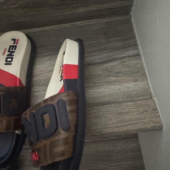 Fendi Roma - Picture 9 of 9